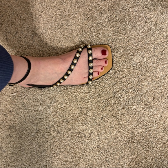 Zara Black Sandals Size 8.5 (Size 39) flat with Gold and Pearl detail - Picture 9 of 9